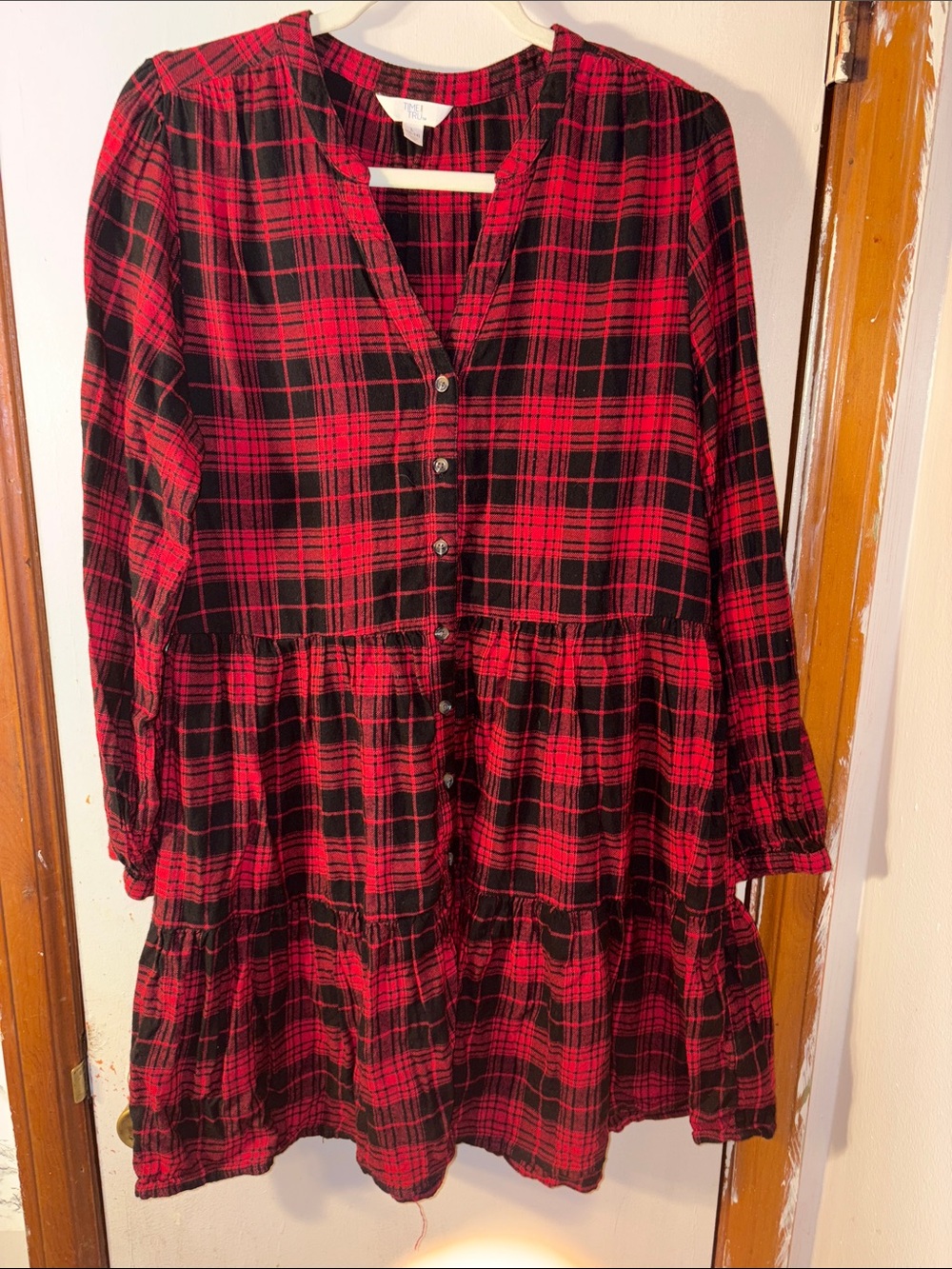Time & Tru Red and Black Plaid Button-Front Tiered Dress w/ pockets